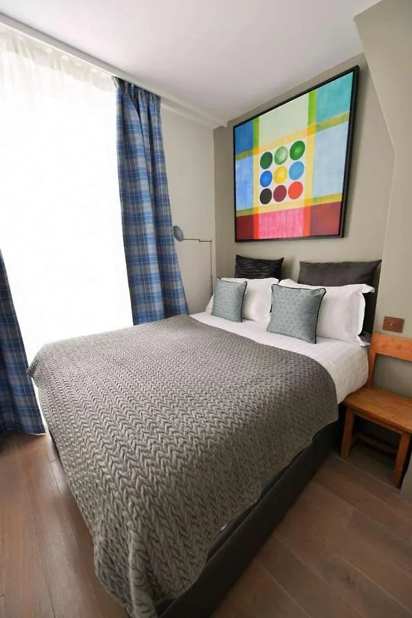 Rue Charlot Le Marais Apartment Paris France